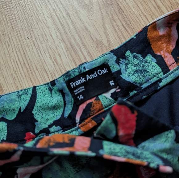 Frank & Oak Tropical Wide Leg Shorts Size 14 - Picture 3 of 6
